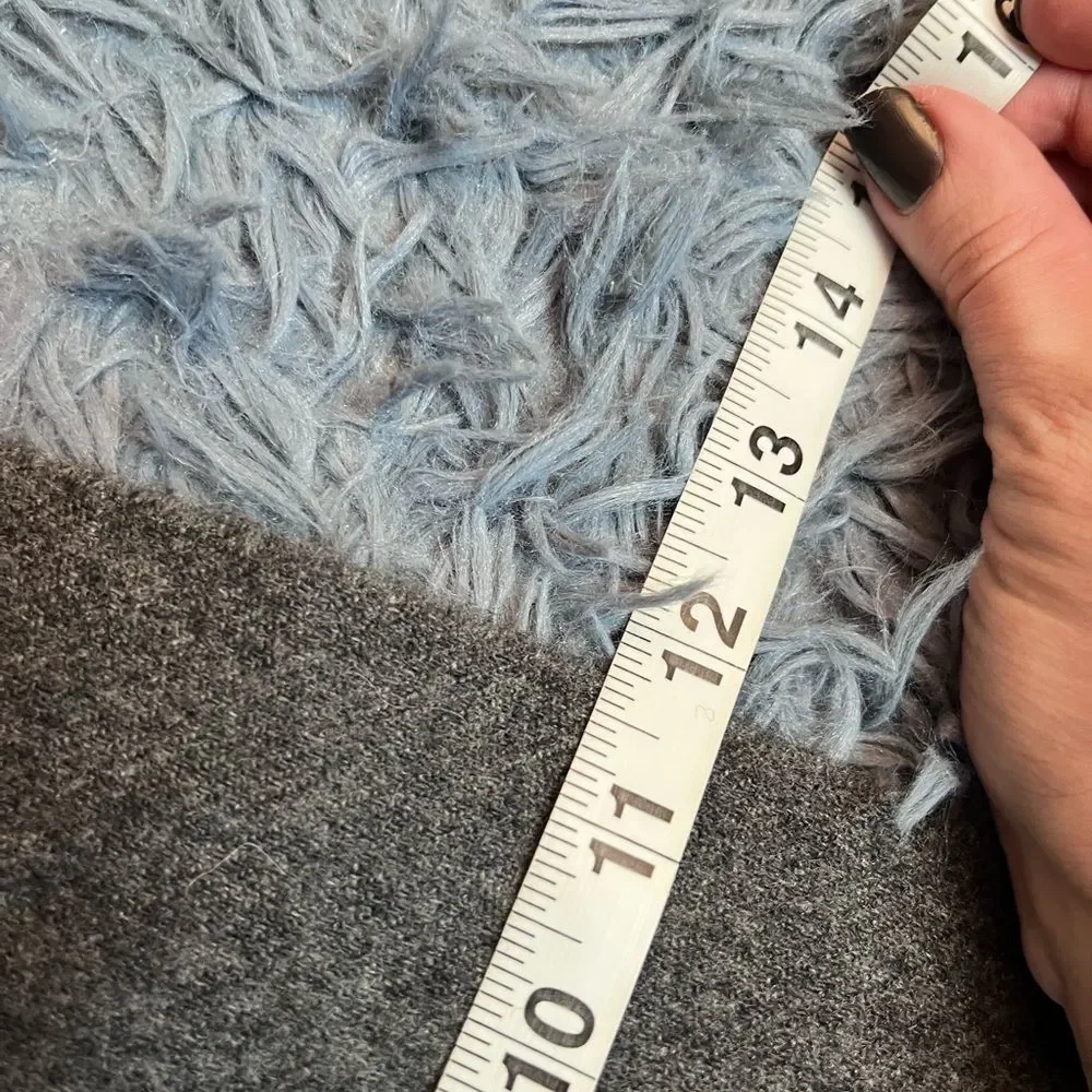 Johnston of Elgin Vintage Men's Gray 100% Wool Scarf Made in Scotland